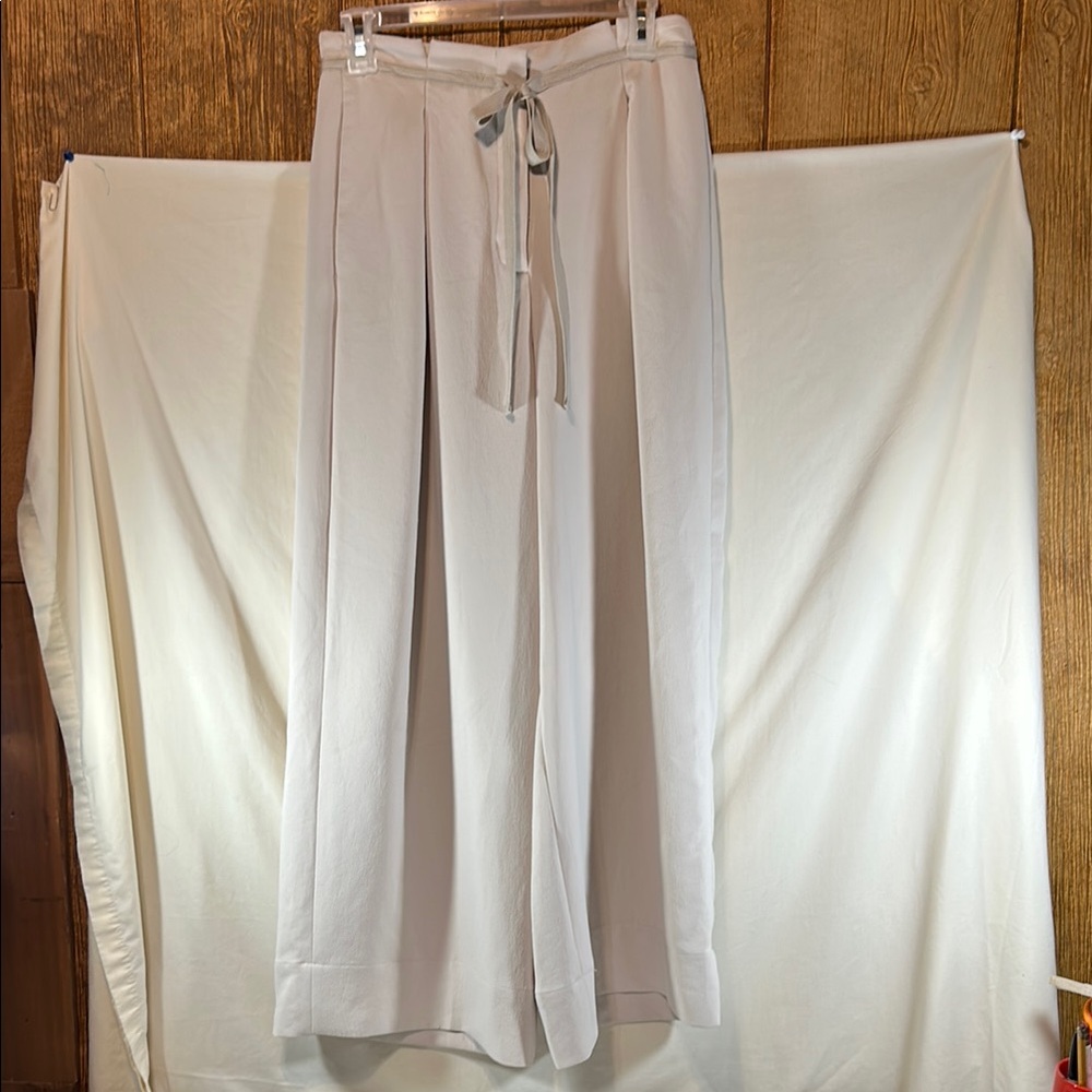 Wilfred Elegant Wide-Leg Cream Pants